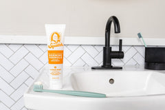 Promotional graphic for Dr. Squatch Citrus Mint - Morning toothpaste