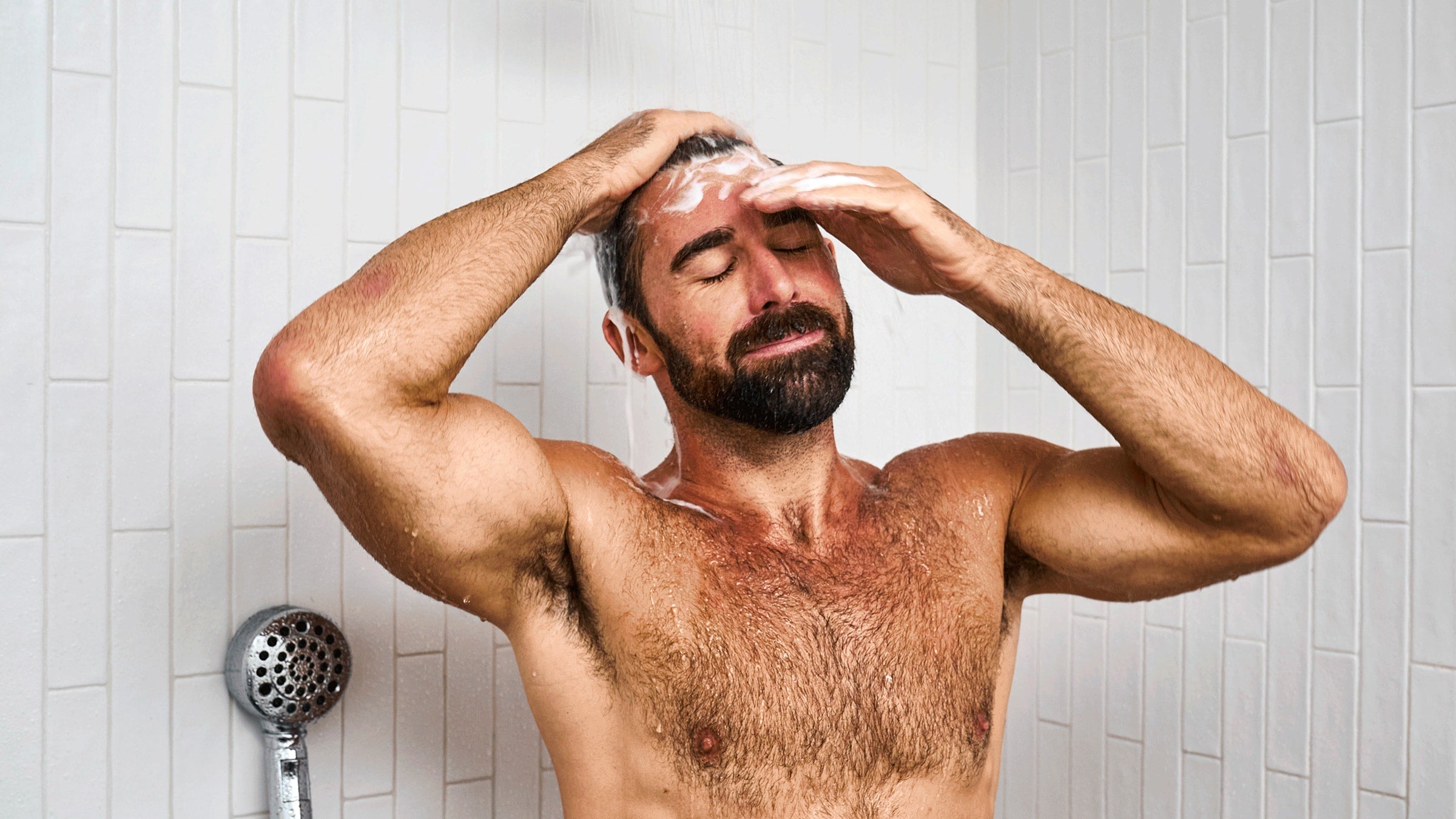 Dr. Squatch Fresh Falls Full & Thick Shampoo being used