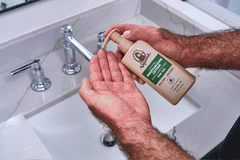 Animated demonstration of Dr. Squatch Lotion 3-Pack gift set